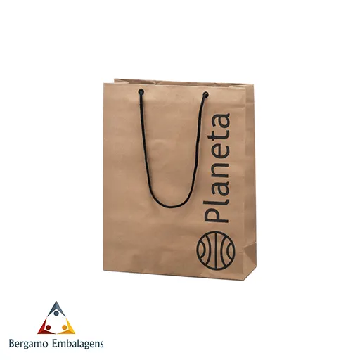 Sacolas de papel customizadas para lojas de vestuário