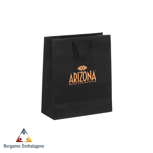 Sacolas de papel kraft customizadas e sustentáveis